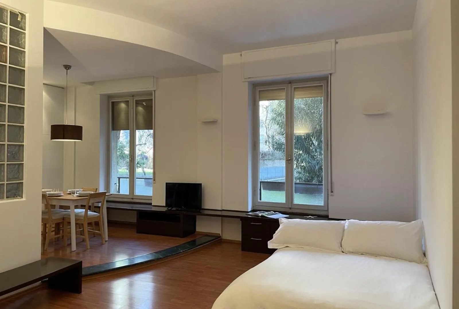 Accomodo Mib52 Bivano Sant'Ambrogio Milan