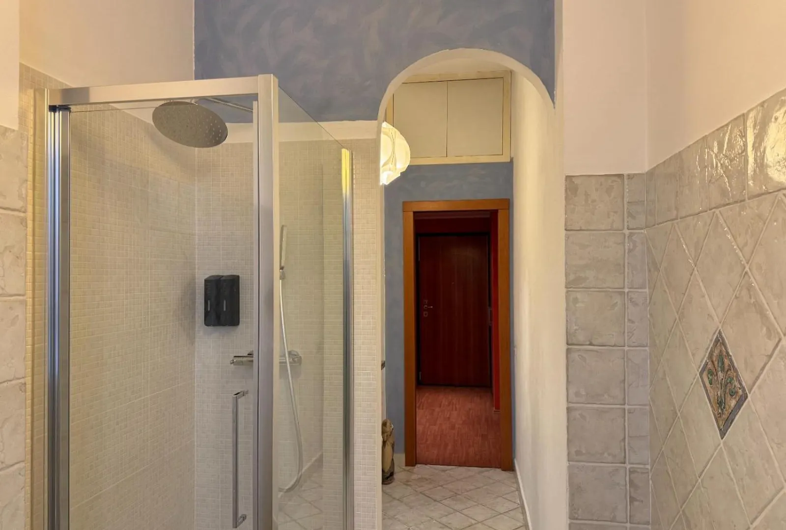 Accomodo Mib52 Bivano Sant'Ambrogio Milan Italy